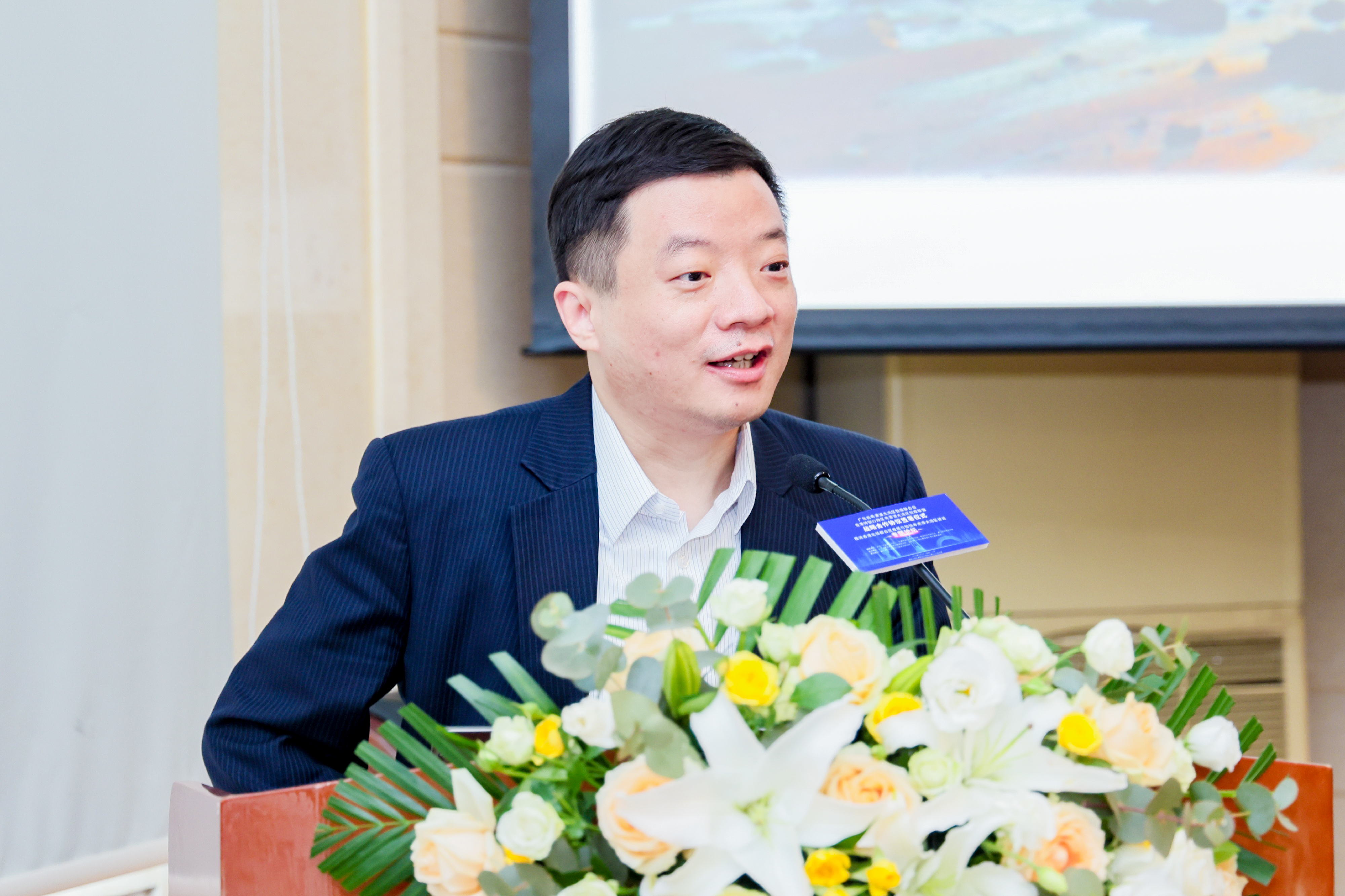 一國兩制研究中心研究總監方舟